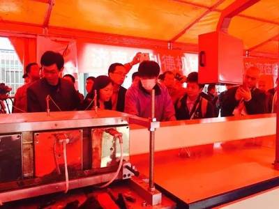 探索AI前沿技术 趋势、挑战与交流平台